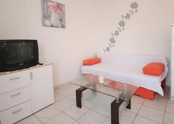 Appartement By The Sea Arbanija, Ciovo - 11514 Trogir